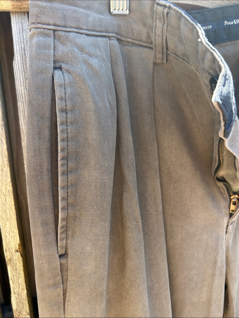 Vintage 90s Polo Ralph Lauren
Andrew Pants Brown 32x32
Pleated Cotton Chino - Picture 12 of 12